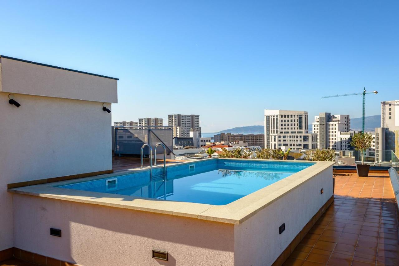 Brand New Luxury 2 Beds Apartment At The Residence-Hosted By Sweetstay Gibilterra Esterno foto