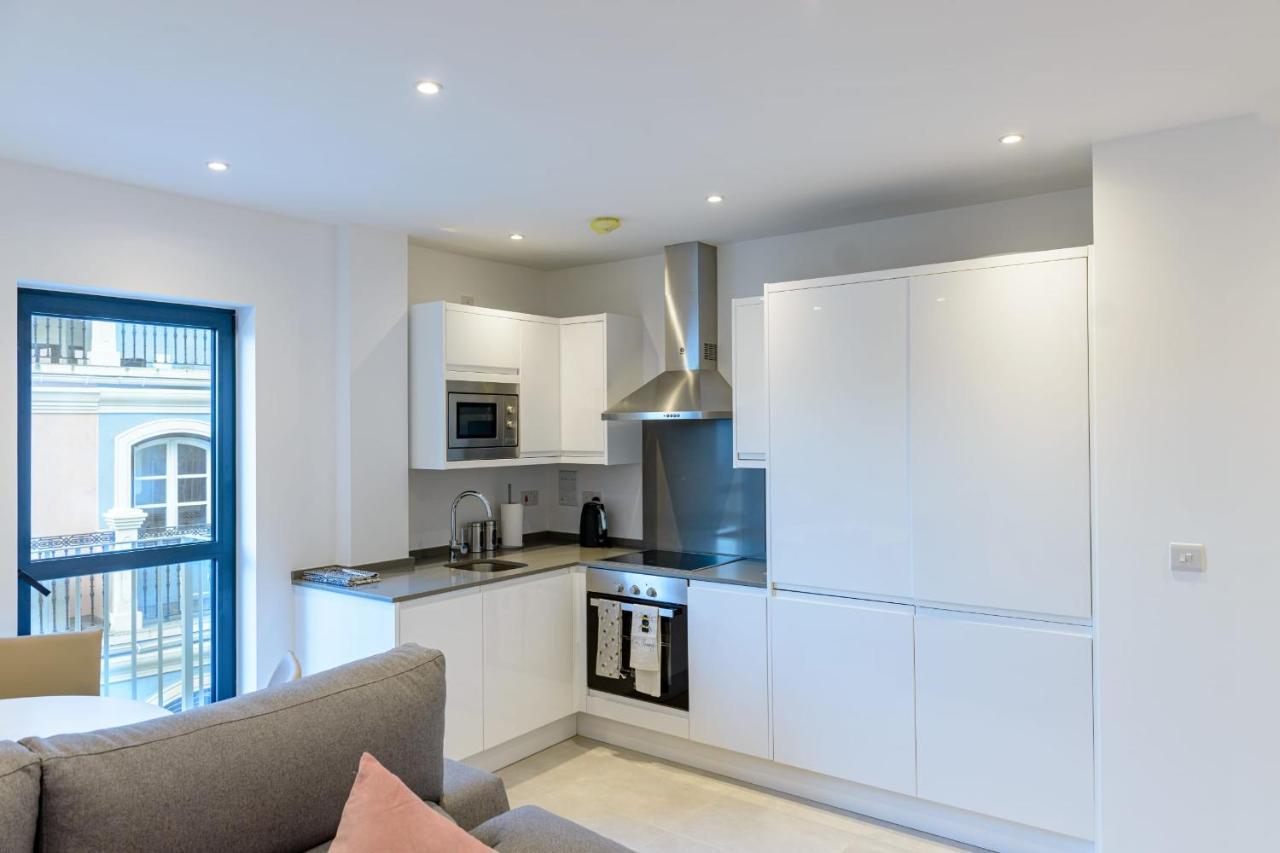 Brand New Luxury 2 Beds Apartment At The Residence-Hosted By Sweetstay Gibilterra Esterno foto